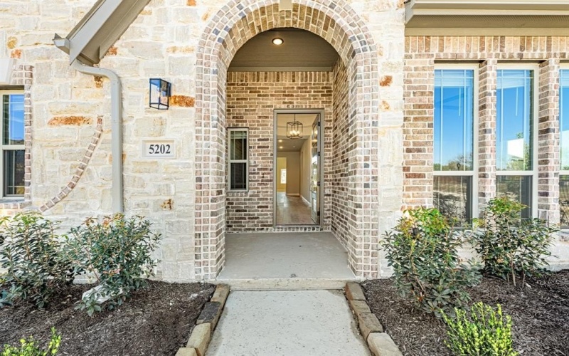 5202 Rowlan Row, Midlothian, TX 76065, 4 Habitaciones Habitaciones , ,3 BañosBaños,Residential,En Venta,5202 Rowlan Row,20975334