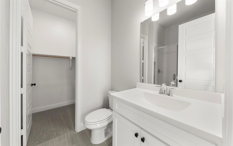 320 Bee Balm Road, McKinney, TX 75071, 4 Habitaciones Habitaciones , ,5 BañosBaños,Residential,En Venta,320 Bee Balm Road,0,20975459