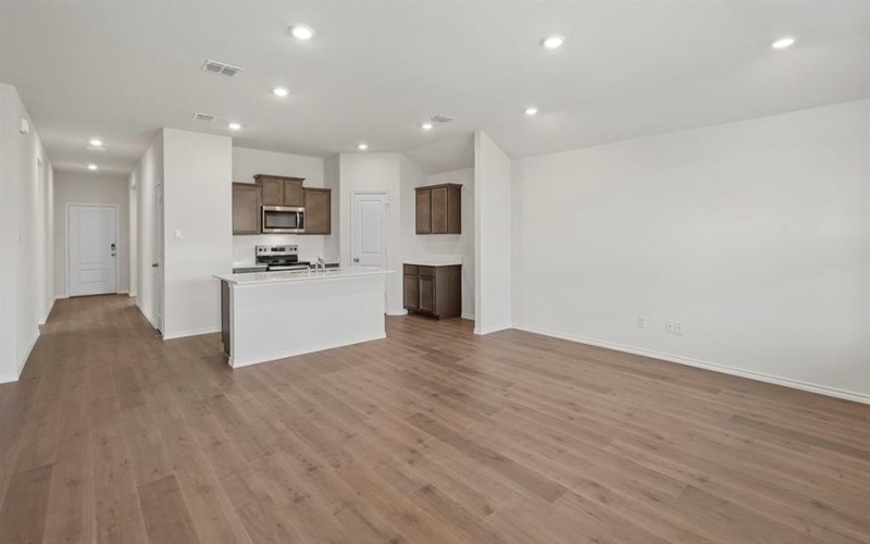921 Parksville Drive, Ferris, TX 75125, 4 Habitaciones Habitaciones , ,2 BañosBaños,Residential,En Venta,921 Parksville Drive,20975508
