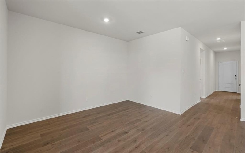 921 Parksville Drive, Ferris, TX 75125, 4 Habitaciones Habitaciones , ,2 BañosBaños,Residential,En Venta,921 Parksville Drive,20975508