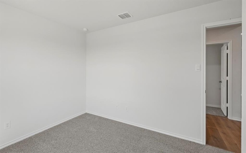 921 Parksville Drive, Ferris, TX 75125, 4 Habitaciones Habitaciones , ,2 BañosBaños,Residential,En Venta,921 Parksville Drive,20975508