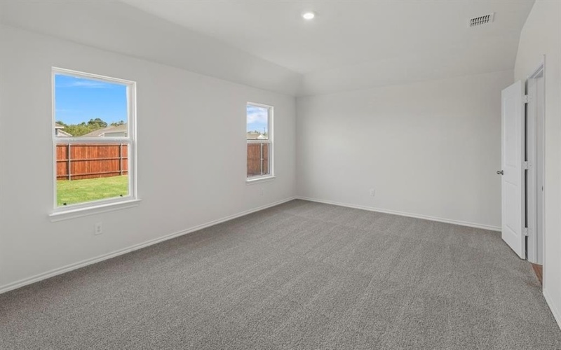921 Parksville Drive, Ferris, TX 75125, 4 Habitaciones Habitaciones , ,2 BañosBaños,Residential,En Venta,921 Parksville Drive,20975508
