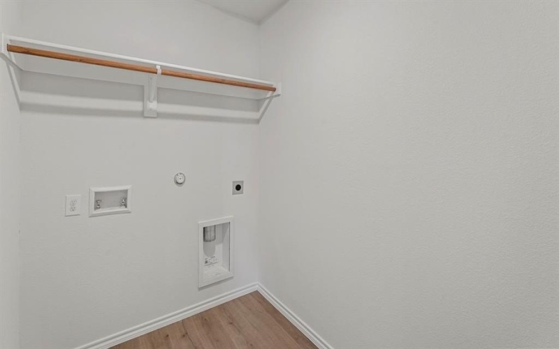 921 Parksville Drive, Ferris, TX 75125, 4 Habitaciones Habitaciones , ,2 BañosBaños,Residential,En Venta,921 Parksville Drive,20975508