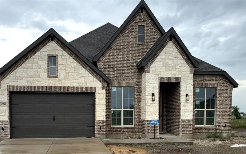 12904 Little Wolf Drive, Godley, TX 76044, 4 Bedrooms Bedrooms, ,3 BathroomsBathrooms,Residential,For Sale,12904 Little Wolf Drive,20975638