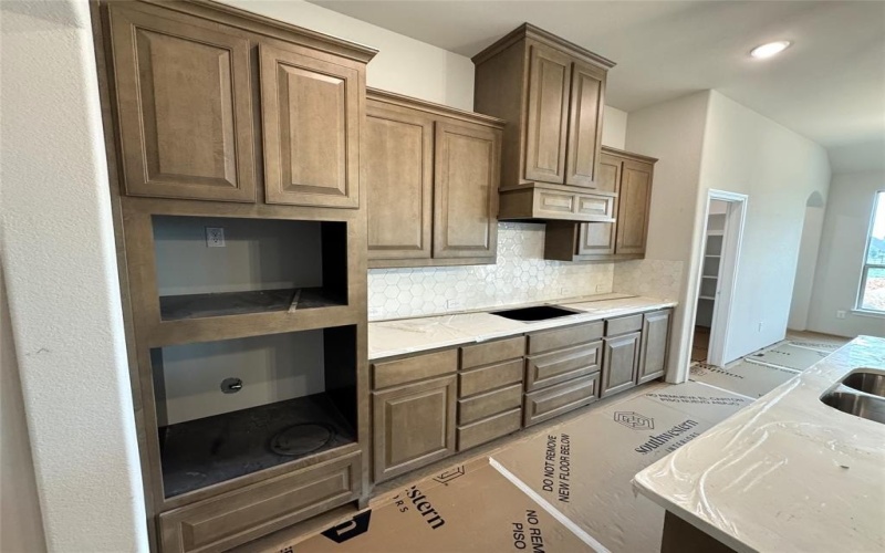 12904 Little Wolf Drive, Godley, TX 76044, 4 Bedrooms Bedrooms, ,3 BathroomsBathrooms,Residential,For Sale,12904 Little Wolf Drive,20975638