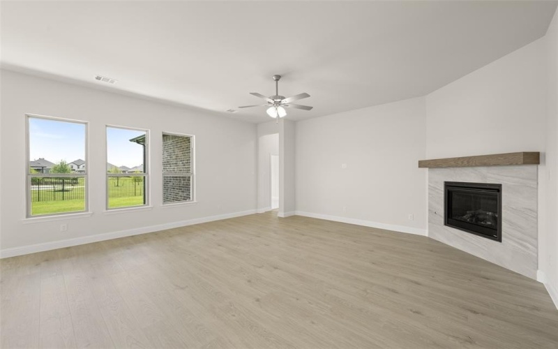 428 Burrow Drive, Waxahachie, TX 75167, 3 Bedrooms Bedrooms, ,2 BathroomsBathrooms,Residential,For Sale,428 Burrow Drive,20975645