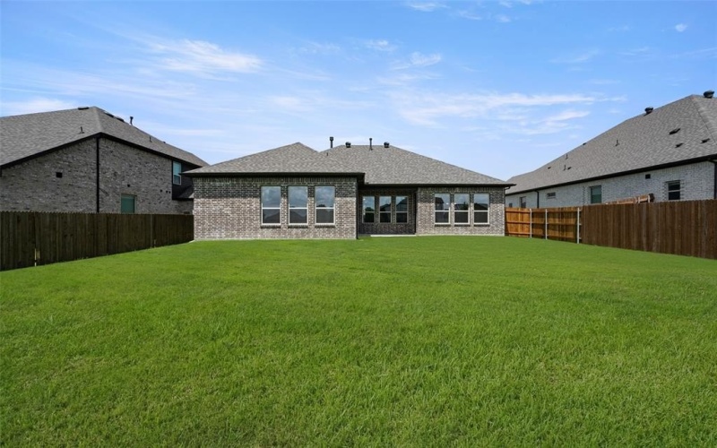428 Burrow Drive, Waxahachie, TX 75167, 3 Bedrooms Bedrooms, ,2 BathroomsBathrooms,Residential,For Sale,428 Burrow Drive,20975645
