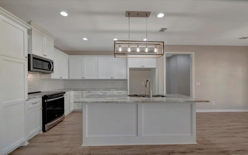106 Saddle Brook Drive, Lufkin, TX 75904, 3 Bedrooms Bedrooms, ,2 BathroomsBathrooms,Residential,For Sale,106 Saddle Brook Drive,20975662
