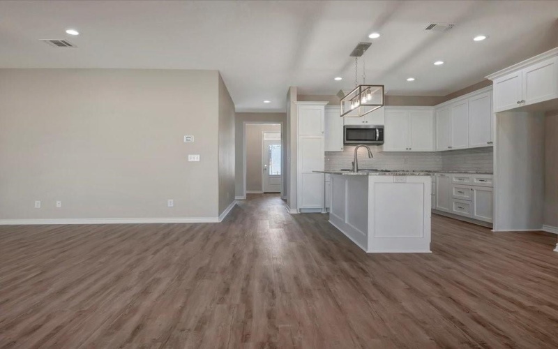106 Saddle Brook Drive, Lufkin, TX 75904, 3 Bedrooms Bedrooms, ,2 BathroomsBathrooms,Residential,For Sale,106 Saddle Brook Drive,20975662