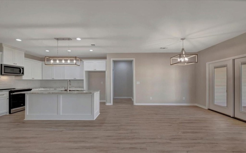 106 Saddle Brook Drive, Lufkin, TX 75904, 3 Bedrooms Bedrooms, ,2 BathroomsBathrooms,Residential,For Sale,106 Saddle Brook Drive,20975662