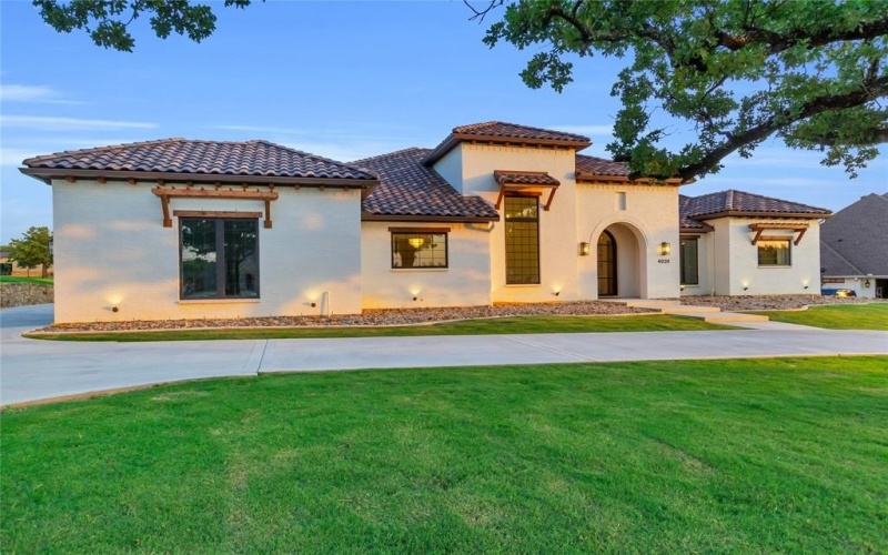 4020 Highland Oaks Lane, Cleburne, TX 76031, 4 Bedrooms Bedrooms, ,3 BathroomsBathrooms,Residential,For Sale,4020 Highland Oaks Lane,20975733