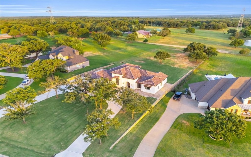 4020 Highland Oaks Lane, Cleburne, TX 76031, 4 Bedrooms Bedrooms, ,3 BathroomsBathrooms,Residential,For Sale,4020 Highland Oaks Lane,20975733