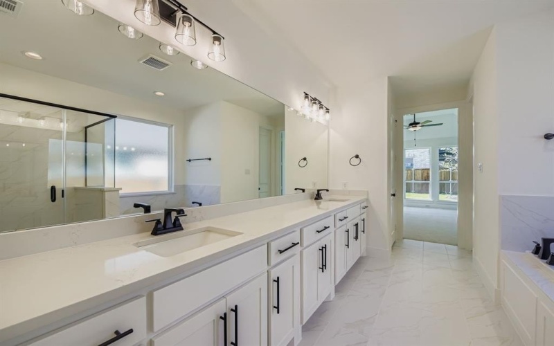 920 Maple Leaf Lane, Haslet, TX 76052, 4 Bedrooms Bedrooms, ,3 BathroomsBathrooms,Residential,For Sale,920 Maple Leaf Lane,0,20975762