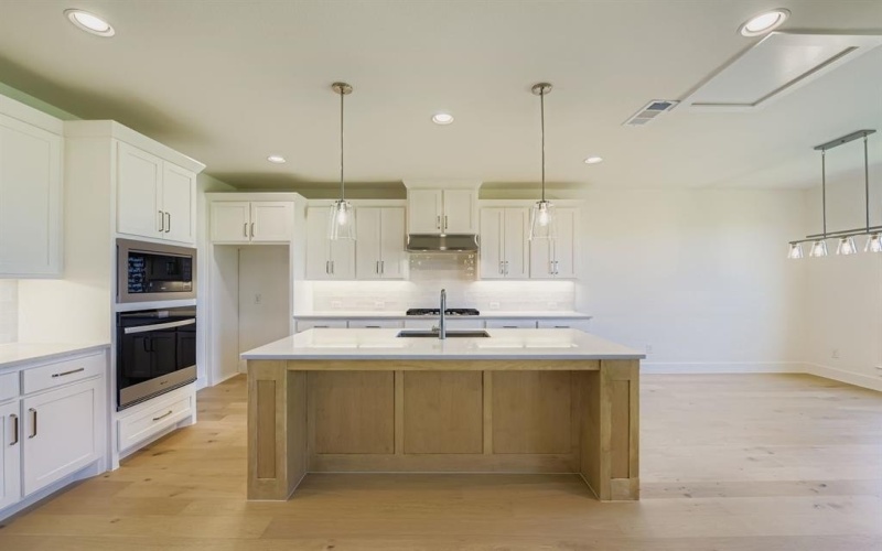 2124 Ten Mile Creek Road, Celina, TX 75009, 4 Habitaciones Habitaciones , ,3 BañosBaños,Residential,En Venta,2124 Ten Mile Creek Road,0,20975785
