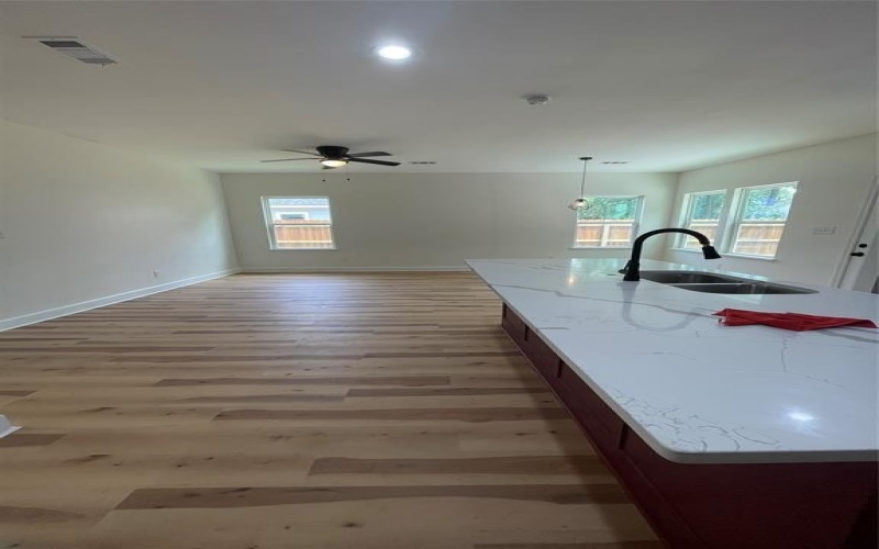 1520 Harris Street, Gainesville, TX 76240, 3 Habitaciones Habitaciones , ,2 BañosBaños,Residential,En Venta,1520 Harris Street,20975816