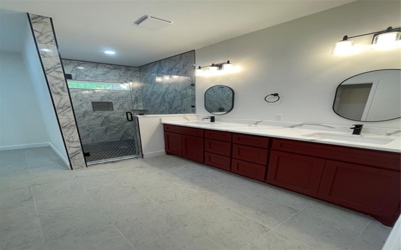 1520 Harris Street, Gainesville, TX 76240, 3 Habitaciones Habitaciones , ,2 BañosBaños,Residential,En Venta,1520 Harris Street,20975816