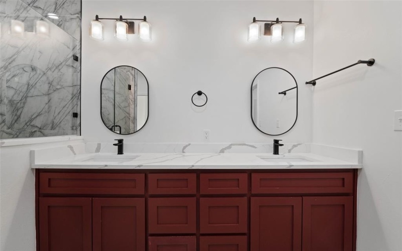 1520 Harris Street, Gainesville, TX 76240, 3 Bedrooms Bedrooms, ,2 BathroomsBathrooms,Residential,For Sale,1520 Harris Street,0,20975816