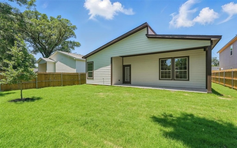 2910 Brigham Lane, Dallas, TX 75215, 4 Bedrooms Bedrooms, ,2 BathroomsBathrooms,Residential,For Sale,2910 Brigham Lane,20975931