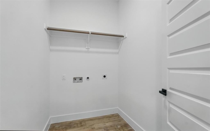 2910 Brigham Lane, Dallas, TX 75215, 4 Bedrooms Bedrooms, ,2 BathroomsBathrooms,Residential,For Sale,2910 Brigham Lane,20975931