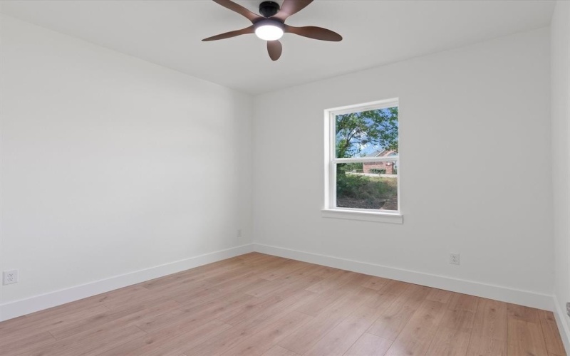 799 Blue Fathom Drive, Runaway Bay, TX 76426, 4 Bedrooms Bedrooms, ,2 BathroomsBathrooms,Residential,For Sale,799 Blue Fathom Drive,20970398