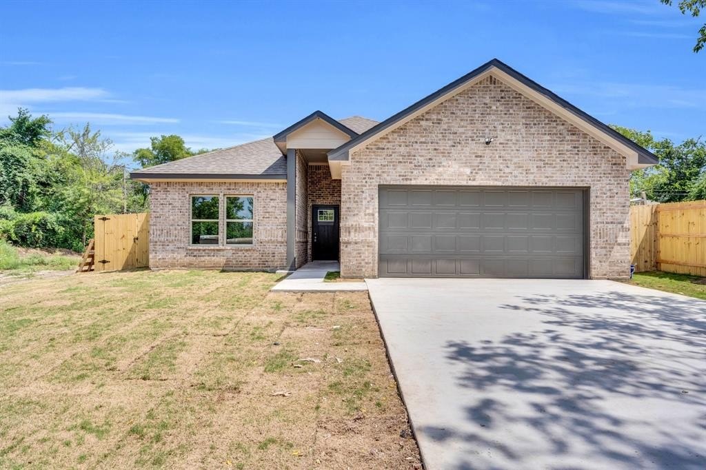5136 Farnsworth Avenue, Fort Worth, TX 76107, 4 Habitaciones Habitaciones , ,3 BañosBaños,Residential,En Venta,5136 Farnsworth Avenue,20971033