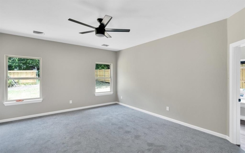 5136 Farnsworth Avenue, Fort Worth, TX 76107, 4 Habitaciones Habitaciones , ,3 BañosBaños,Residential,En Venta,5136 Farnsworth Avenue,20971033