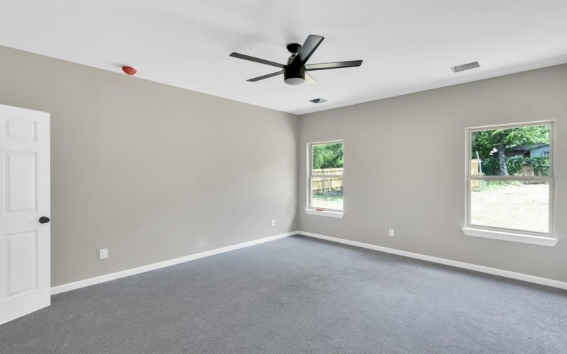 5136 Farnsworth Avenue, Fort Worth, TX 76107, 4 Habitaciones Habitaciones , ,3 BañosBaños,Residential,En Venta,5136 Farnsworth Avenue,20971033