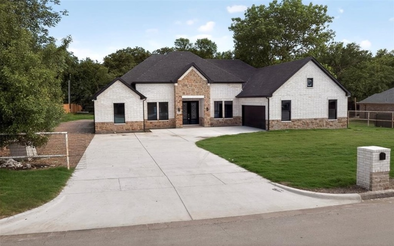 5108 Knight Drive, Fort Worth, TX 76140, 4 Habitaciones Habitaciones , ,3 BañosBaños,Residential,En Venta,5108 Knight Drive,20974239
