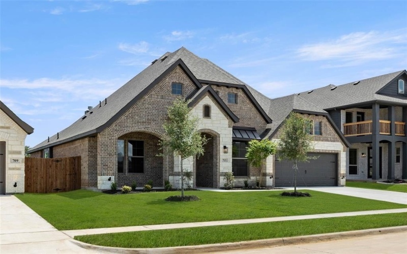 713 Seahawk Street, Joshua, TX 76058, 4 Bedrooms Bedrooms, ,2 BathroomsBathrooms,Residential,For Sale,713 Seahawk Street,20974806