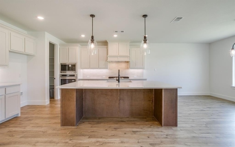 722 Feathergrass Court W, Haslet, TX 76052, 4 Habitaciones Habitaciones , ,3 BañosBaños,Residential,En Venta,722 Feathergrass Court W,0,20975132