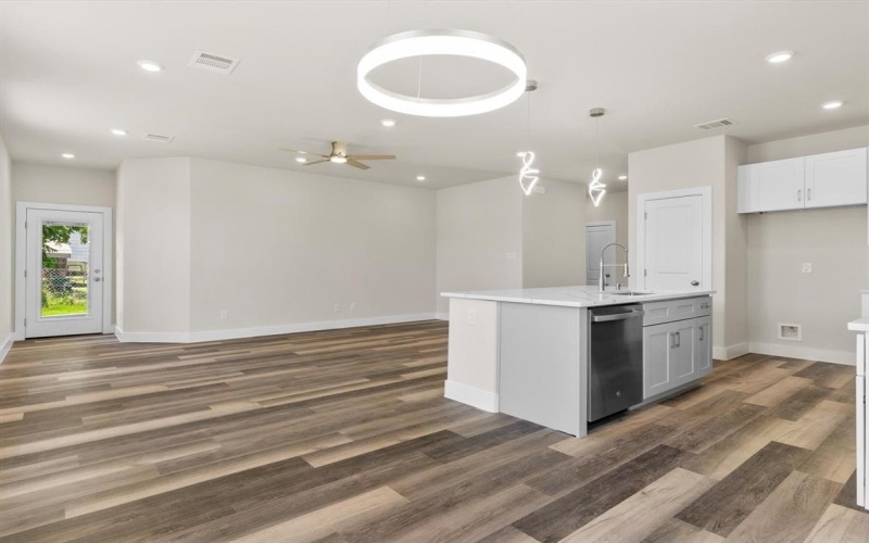 3505 Brazos River Drive, Granbury, TX 76048, 3 Habitaciones Habitaciones , ,2 BañosBaños,Residential,En Venta,3505 Brazos River Drive,0,20975184