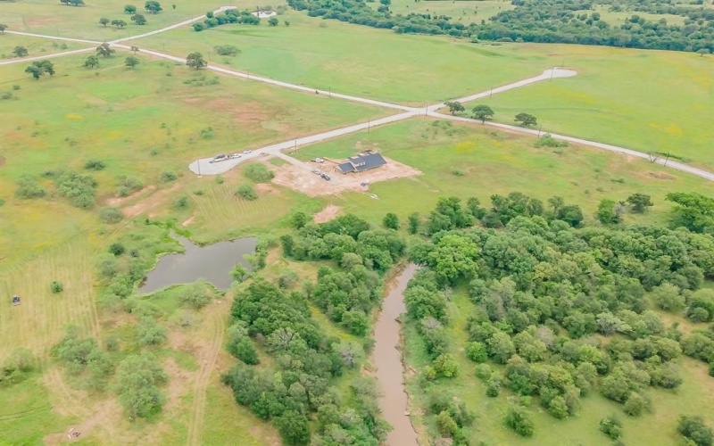 175 Flint Lane, Chico, TX 76431, 4 Bedrooms Bedrooms, ,3 BathroomsBathrooms,Residential,For Sale,175 Flint Lane,20975264