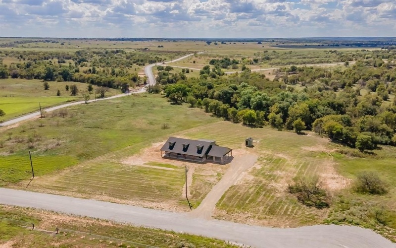 175 Flint Lane, Chico, TX 76431, 4 Bedrooms Bedrooms, ,3 BathroomsBathrooms,Residential,For Sale,175 Flint Lane,0,20975264