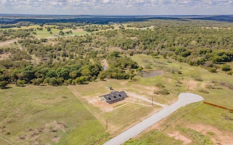 175 Flint Lane, Chico, TX 76431, 4 Bedrooms Bedrooms, ,3 BathroomsBathrooms,Residential,For Sale,175 Flint Lane,0,20975264