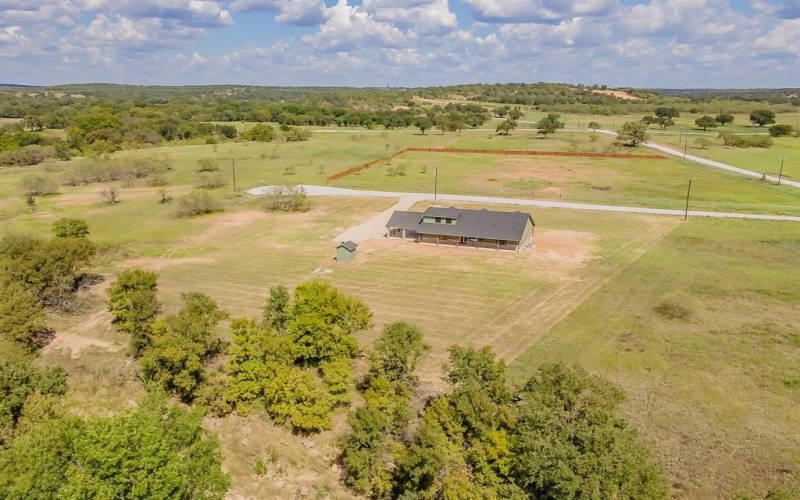 175 Flint Lane, Chico, TX 76431, 4 Bedrooms Bedrooms, ,3 BathroomsBathrooms,Residential,For Sale,175 Flint Lane,0,20975264