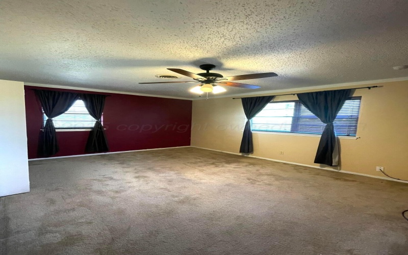 708 N Arizona Street, Shamrock, TX 79079, 3 Bedrooms Bedrooms, ,2 BathroomsBathrooms,Residential,For Sale,708 N Arizona Street,25-5578