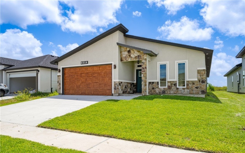 6218 Sadie Street, Corpus Christi, TX 78415, 4 Bedrooms Bedrooms, ,3 BathroomsBathrooms,Residential,For Sale,6218 Sadie Street,460819