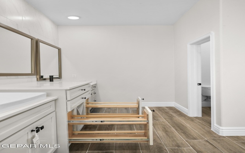 13375 Jeff Winton Drive, El Paso, TX 79928, 4 Habitaciones Habitaciones , ,3 BañosBaños,Residential,En Venta,13375 Jeff Winton Drive,924980