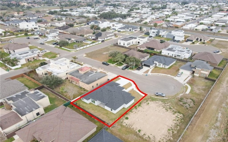 503 Purple Bugambilia, Pharr, TX 78577, 4 Habitaciones Habitaciones , ,3 BañosBaños,Residential,En Venta,503 Purple Bugambilia,474186