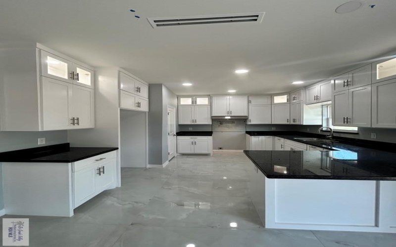 9910 HAWK DR, HARLINGEN, TX 78550, 3 Bedrooms Bedrooms, ,2 BathroomsBathrooms,Residential,For Sale,9910 HAWK DR,29766167