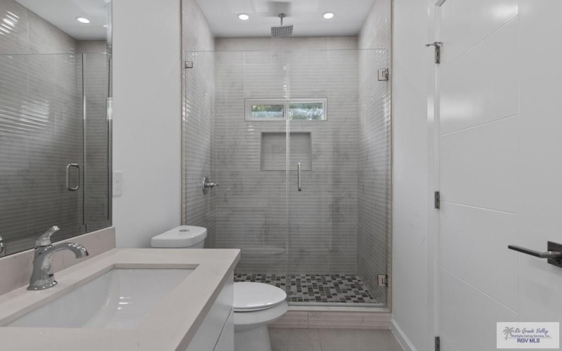 7004 LAGO VISTA, BROWNSVILLE, TX 78520, 4 Bedrooms Bedrooms, ,3 BathroomsBathrooms,Residential,For Sale,7004 LAGO VISTA,29766169