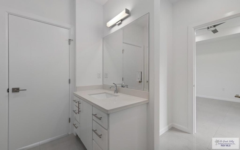 7004 LAGO VISTA, BROWNSVILLE, TX 78520, 4 Bedrooms Bedrooms, ,3 BathroomsBathrooms,Residential,For Sale,7004 LAGO VISTA,29766169