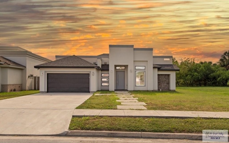7004 LAGO VISTA, BROWNSVILLE, TX 78520, 4 Bedrooms Bedrooms, ,3 BathroomsBathrooms,Residential,For Sale,7004 LAGO VISTA,29766169