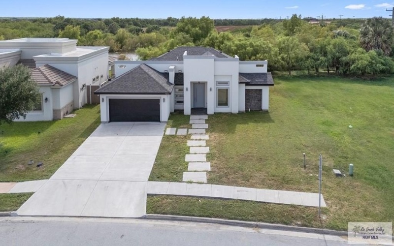 7004 LAGO VISTA, BROWNSVILLE, TX 78520, 4 Bedrooms Bedrooms, ,3 BathroomsBathrooms,Residential,For Sale,7004 LAGO VISTA,29766169