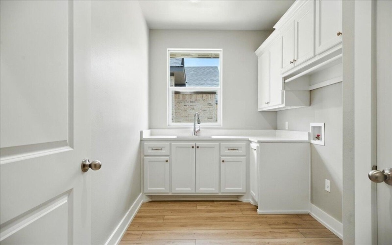 1403 Durham Avenue, Wolfforth, TX 79382, 3 Bedrooms Bedrooms, ,2 BathroomsBathrooms,Residential,For Sale,1403 Durham Avenue,202556647