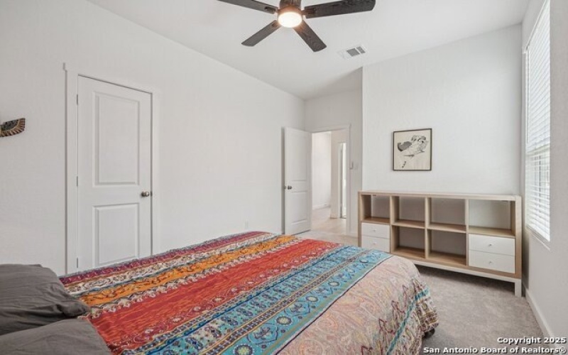 7019 Biotite Rdg, Elmendorf, TX 78112, 4 Habitaciones Habitaciones , ,3 BañosBaños,Residential,En Venta,7019 Biotite Rdg,1877442