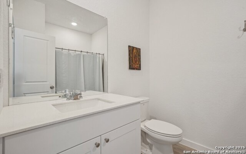7019 Biotite Rdg, Elmendorf, TX 78112, 4 Habitaciones Habitaciones , ,3 BañosBaños,Residential,En Venta,7019 Biotite Rdg,1877442