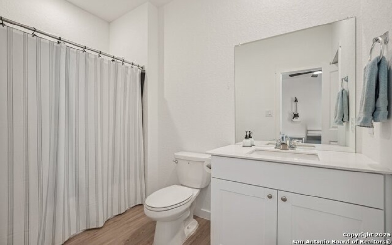 7019 Biotite Rdg, Elmendorf, TX 78112, 4 Habitaciones Habitaciones , ,3 BañosBaños,Residential,En Venta,7019 Biotite Rdg,1877442