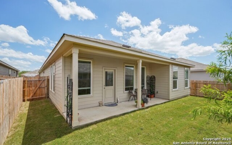 7019 Biotite Rdg, Elmendorf, TX 78112, 4 Habitaciones Habitaciones , ,3 BañosBaños,Residential,En Venta,7019 Biotite Rdg,1877442