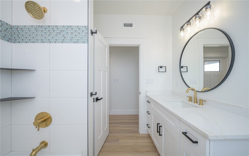 613 W Shady Oak Lane, Rockport, TX 78382, 3 Bedrooms Bedrooms, ,2 BathroomsBathrooms,Residential,For Sale,613 W Shady Oak Lane,449865
